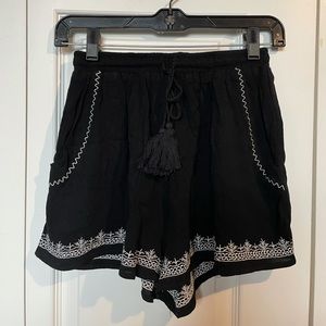 cute black and white patterned shorts